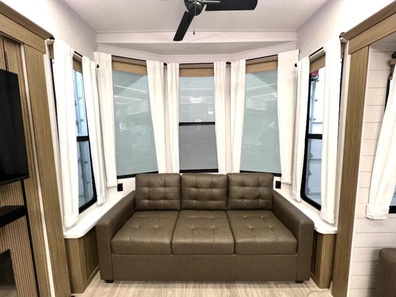 2026 Forest River 2026 Forest River Salem Grand Villa - thumbnail 28