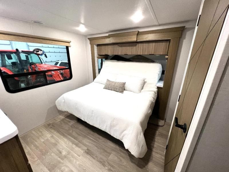 2026 Forest River 2026 Forest River Salem Grand Villa - thumbnail 43