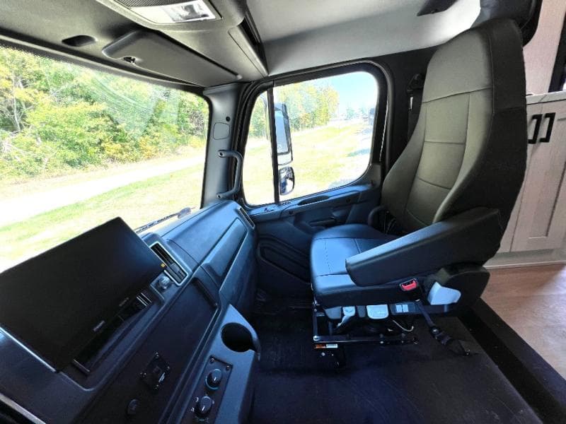 2026 NeXus RV 2026 NeXus RV Wraith - thumbnail 23