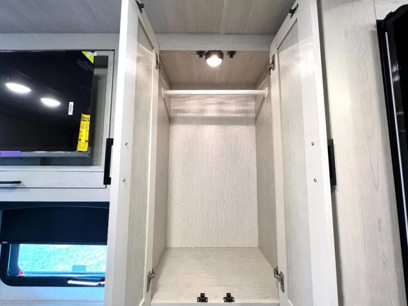 2026 NeXus RV 2026 NeXus RV Wraith - thumbnail 54