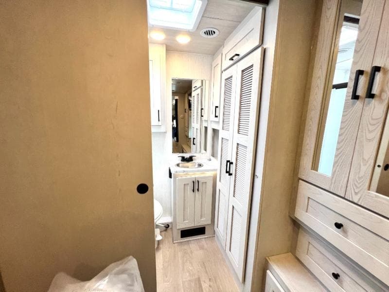 2026 NeXus RV 2026 NeXus RV Wraith - thumbnail 55