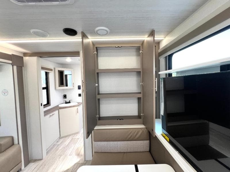 2026 East To West 2026 East To West Alta - thumbnail 18