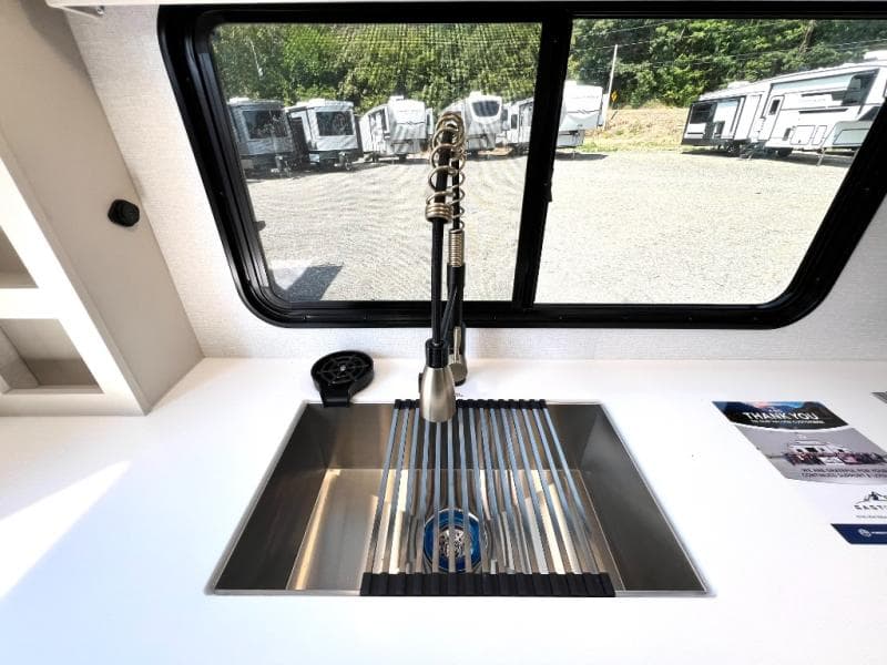 2026 East To West 2026 East To West Alta - thumbnail 22