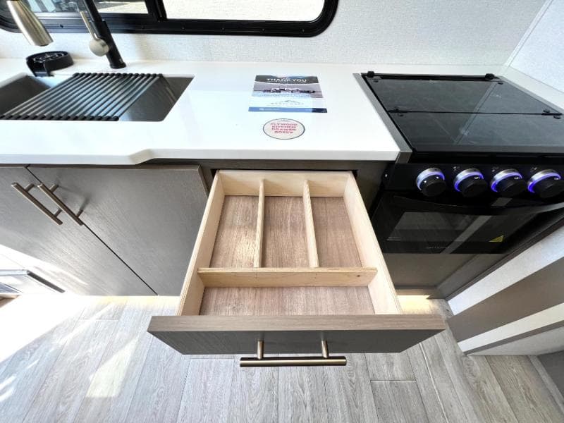 2026 East To West 2026 East To West Alta - thumbnail 25