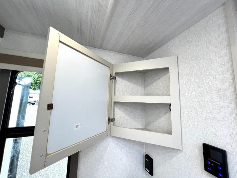 2026 East To West 2026 East To West Alta - thumbnail 37