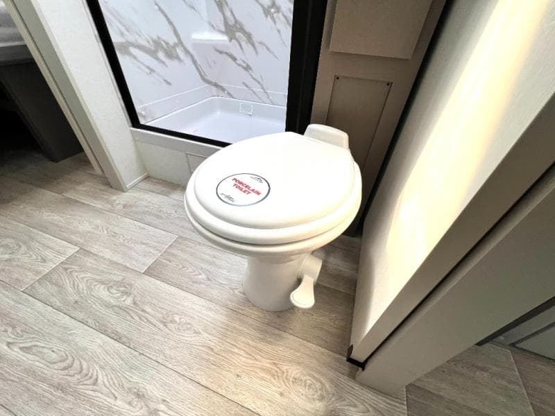 2026 East To West 2026 East To West Alta - thumbnail 41