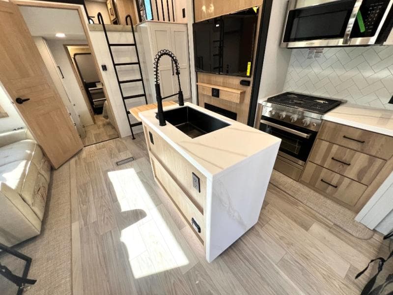 2026 Forest River 2026 Forest River Sierra - thumbnail 11