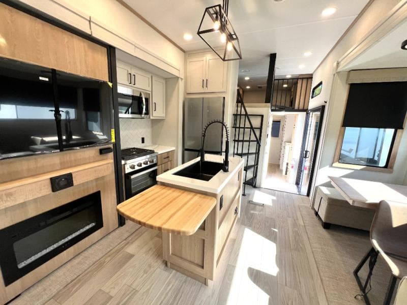 2026 Forest River 2026 Forest River Sierra - thumbnail 13