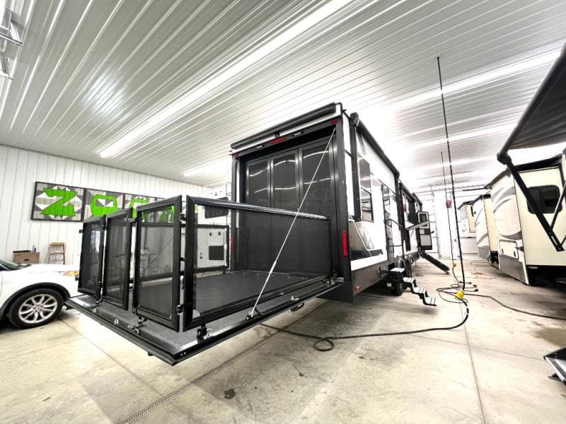 2026 Forest River 2026 Forest River Xlr Nitro Toy Hauler - thumbnail 8