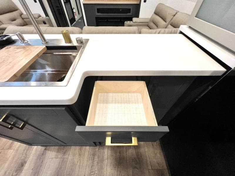 2026 Forest River 2026 Forest River Xlr Nitro Toy Hauler - thumbnail 20