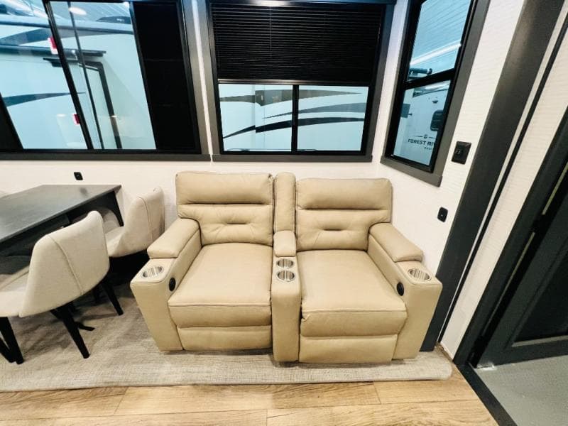 2026 Forest River 2026 Forest River Xlr Nitro Toy Hauler - thumbnail 31