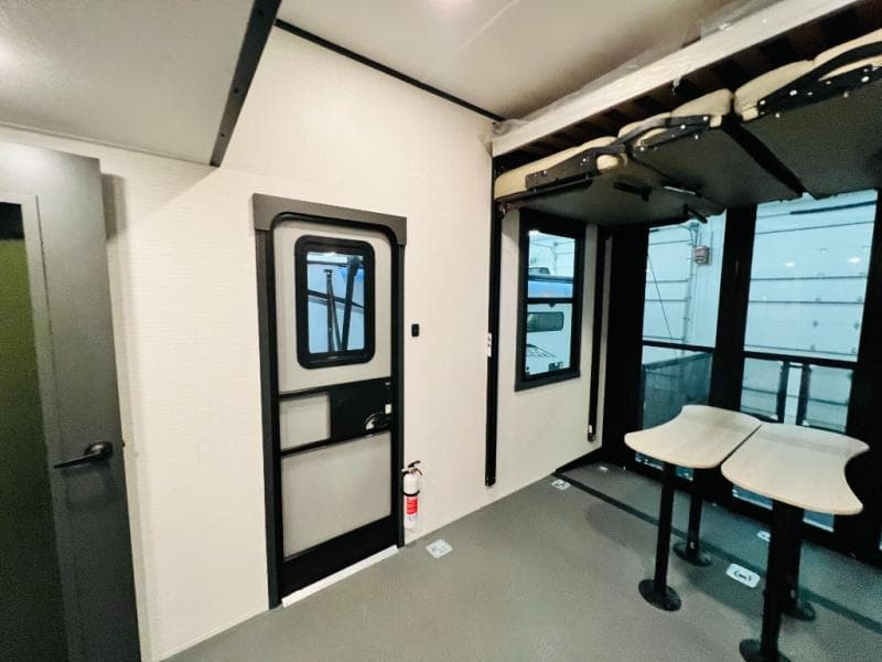 2026 Forest River 2026 Forest River Xlr Nitro Toy Hauler - thumbnail 38