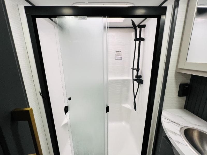 2026 Forest River 2026 Forest River Xlr Nitro Toy Hauler - thumbnail 43