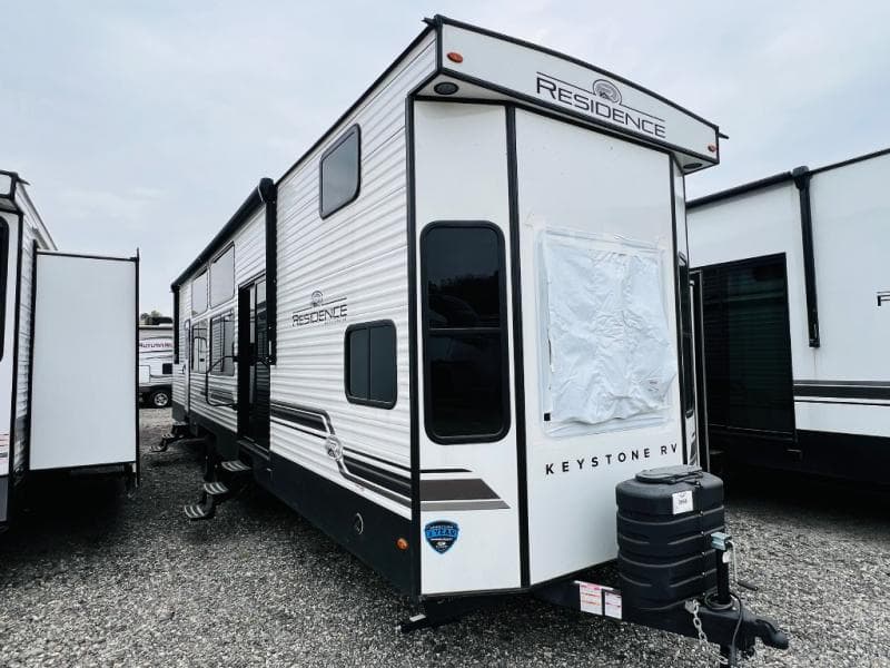 2025 Keystone RV Residence 40HBDL