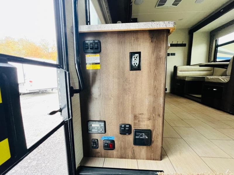 2019 Jayco 2019 Jayco Greyhawk - thumbnail 18
