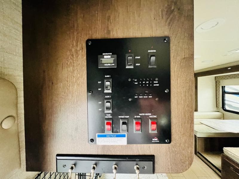 2019 Jayco 2019 Jayco Greyhawk - thumbnail 19