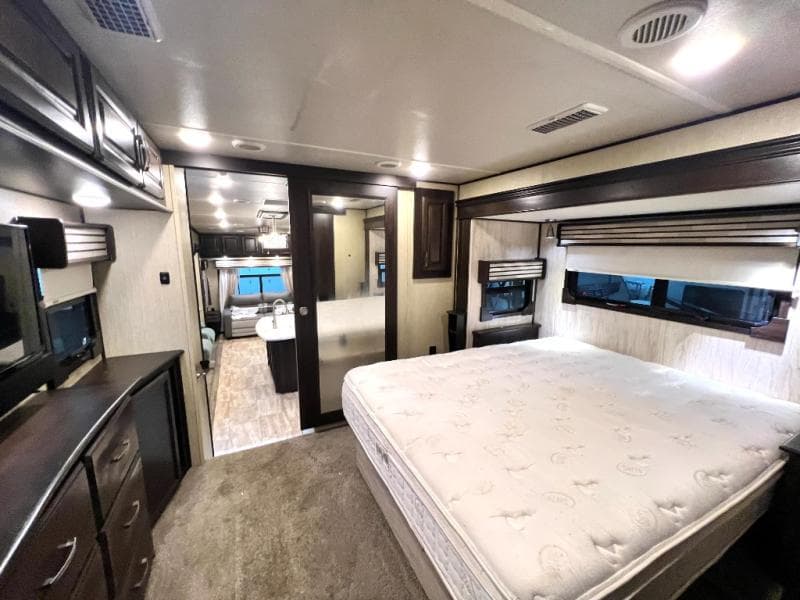 2017 Palomino 2017 Palomino Columbus - thumbnail 4