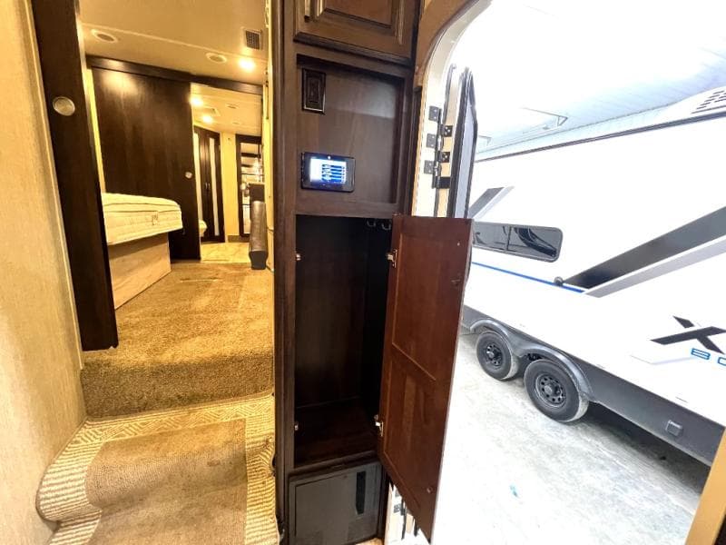 2017 Palomino 2017 Palomino Columbus - thumbnail 30