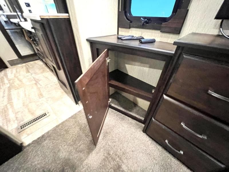 2017 Palomino 2017 Palomino Columbus - thumbnail 40