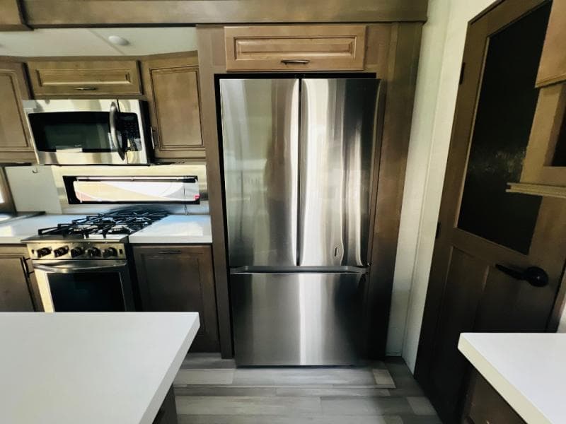 2023 Grand Design 2023 Grand Design Solitude - thumbnail 22