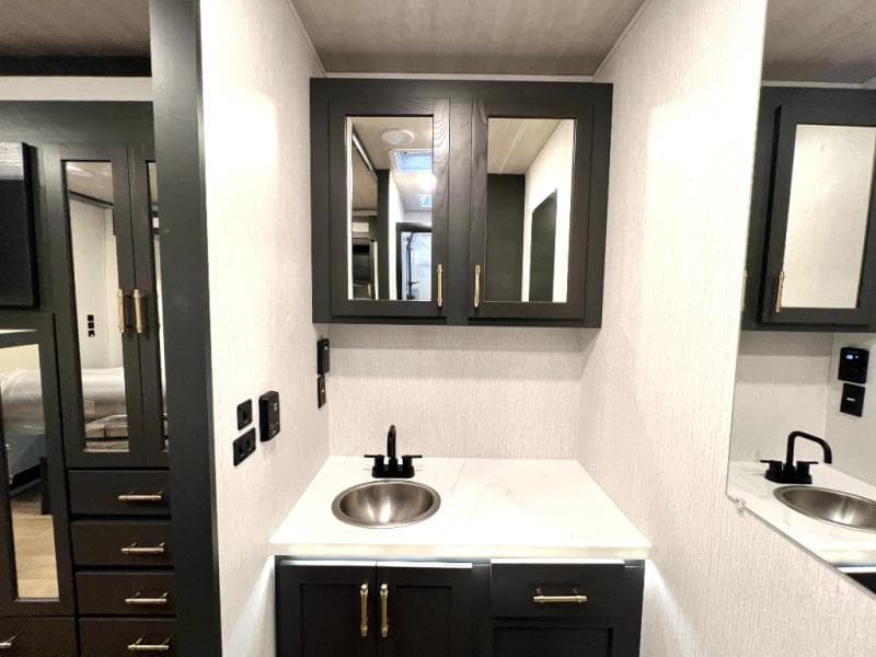 2026 NeXus RV 2026 NeXus RV Ghost - thumbnail 39