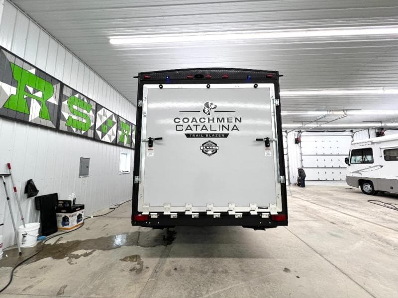 2025 Coachmen 2025 Coachmen Catalina Trail Blazer - thumbnail 10