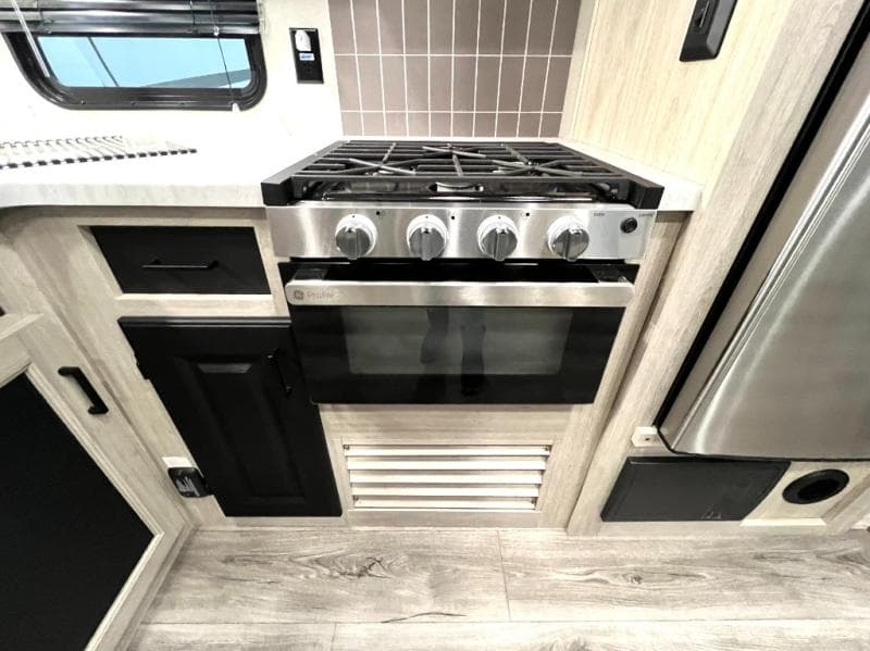 2025 Coachmen 2025 Coachmen Catalina Trail Blazer - thumbnail 27