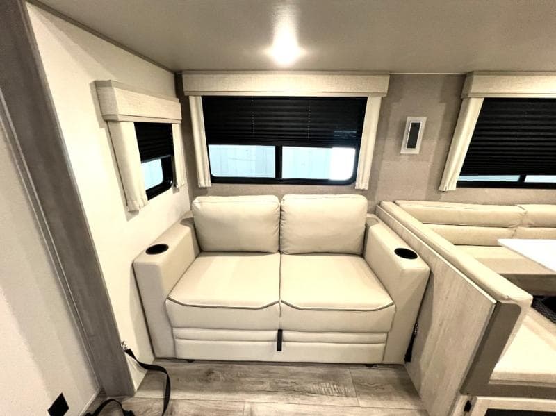 2025 Coachmen 2025 Coachmen Catalina Trail Blazer - thumbnail 30