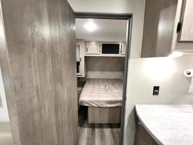 2025 Coachmen 2025 Coachmen Catalina Trail Blazer - thumbnail 33