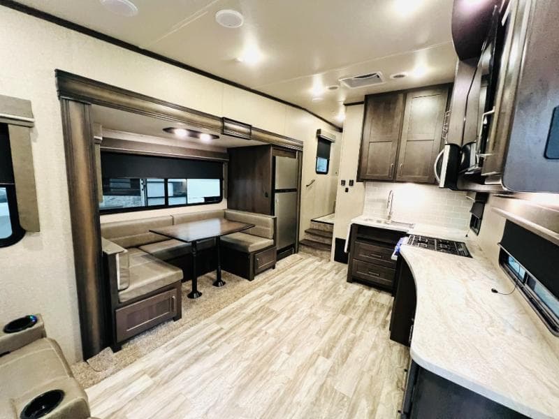 2022 Grand Design 2022 Grand Design Reflection 150 Series - thumbnail 11