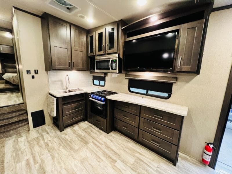 2022 Grand Design 2022 Grand Design Reflection 150 Series - thumbnail 13