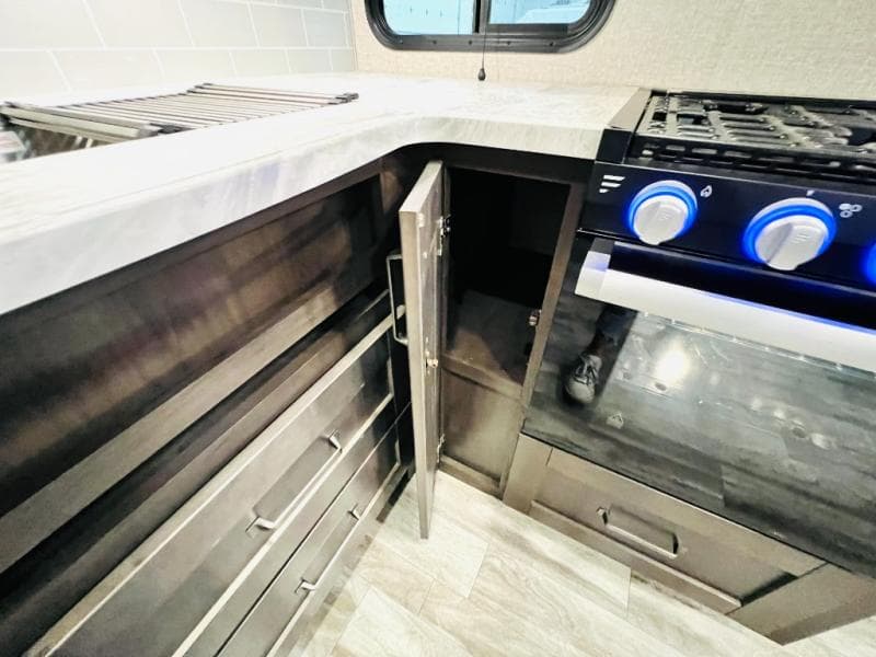 2022 Grand Design 2022 Grand Design Reflection 150 Series - thumbnail 19