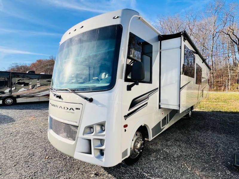 2024 Coachmen 2024 Coachmen Mirada - thumbnail 6