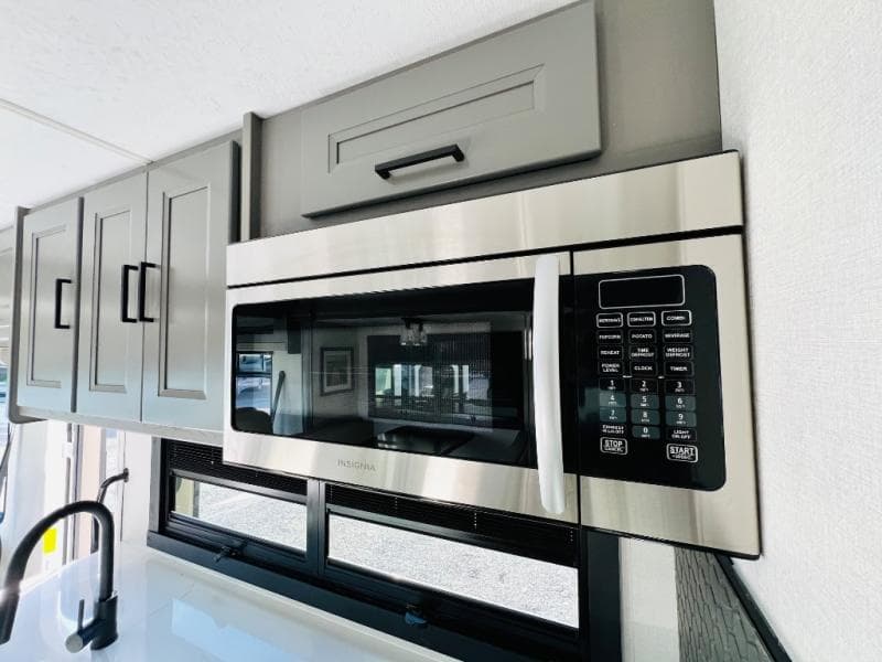 2024 Coachmen 2024 Coachmen Mirada - thumbnail 31