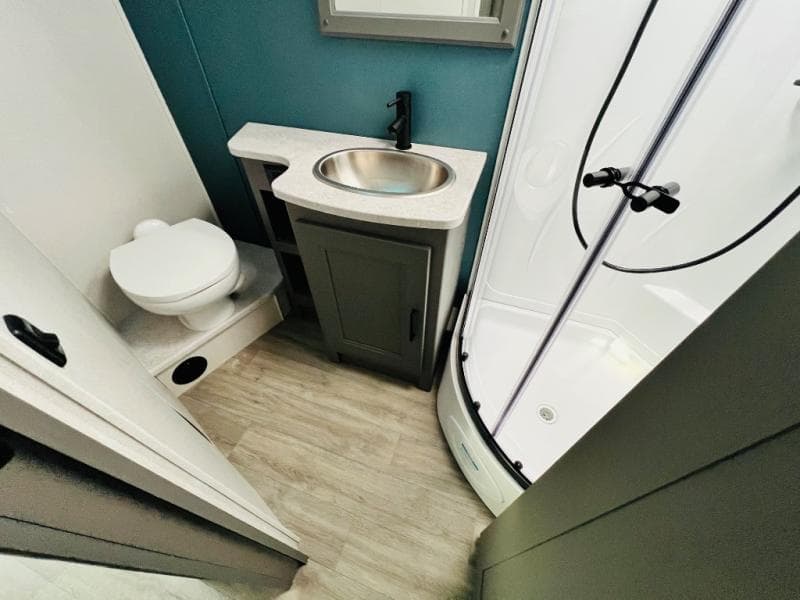 2024 Coachmen 2024 Coachmen Mirada - thumbnail 43