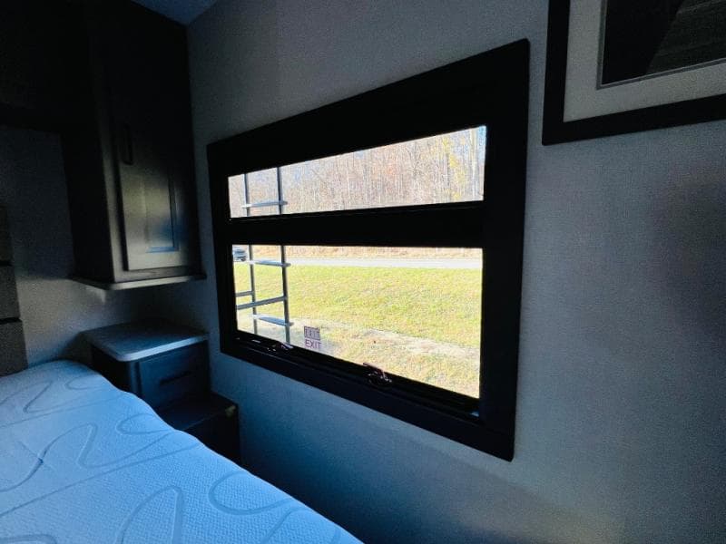 2024 Coachmen 2024 Coachmen Mirada - thumbnail 57