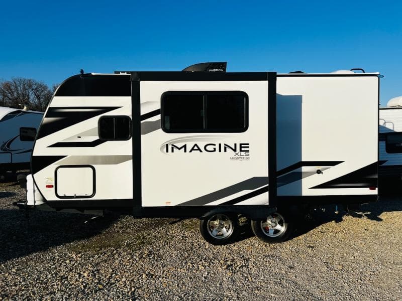 2024 Grand Design 2024 Grand Design Imagine XLS - thumbnail 7