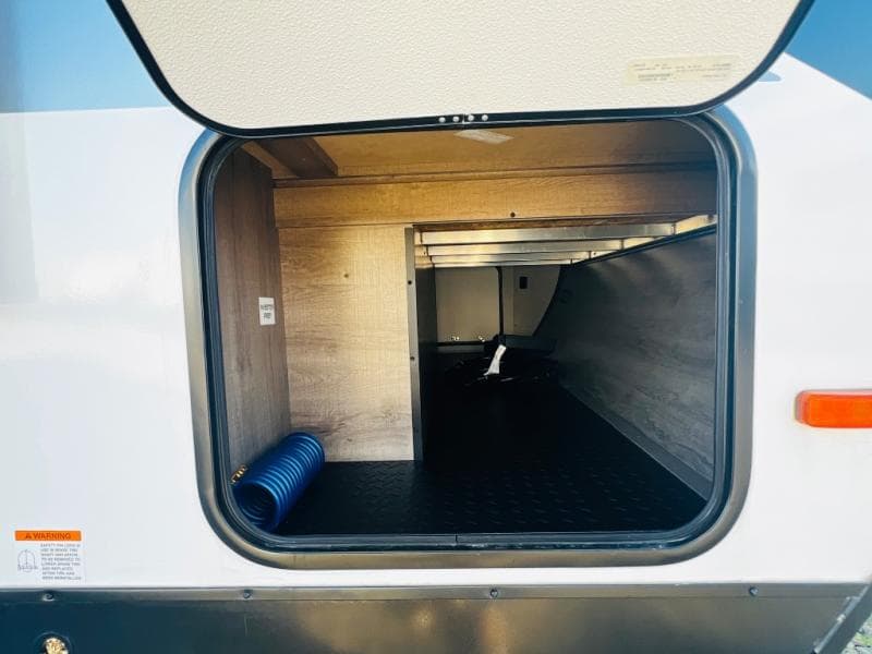 2024 Grand Design 2024 Grand Design Imagine XLS - thumbnail 10