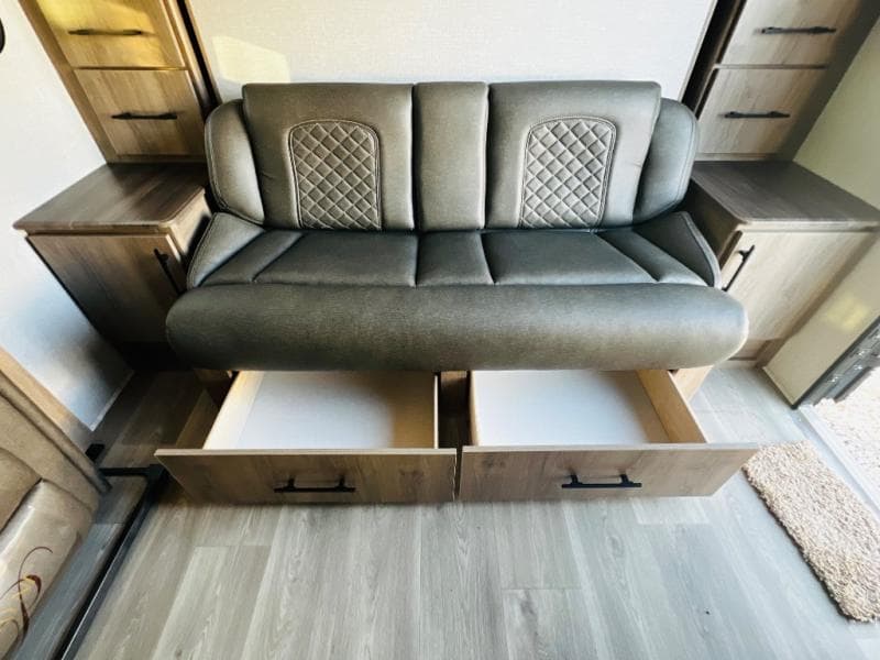 2024 Grand Design 2024 Grand Design Imagine XLS - thumbnail 13