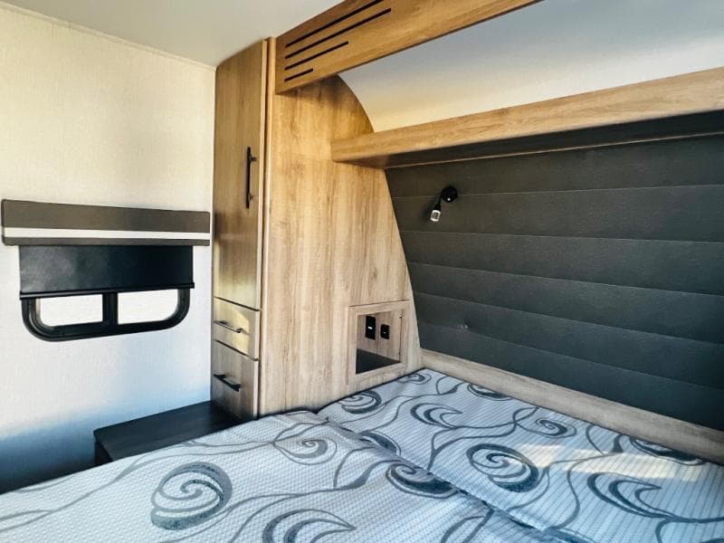 2024 Grand Design 2024 Grand Design Imagine XLS - thumbnail 16