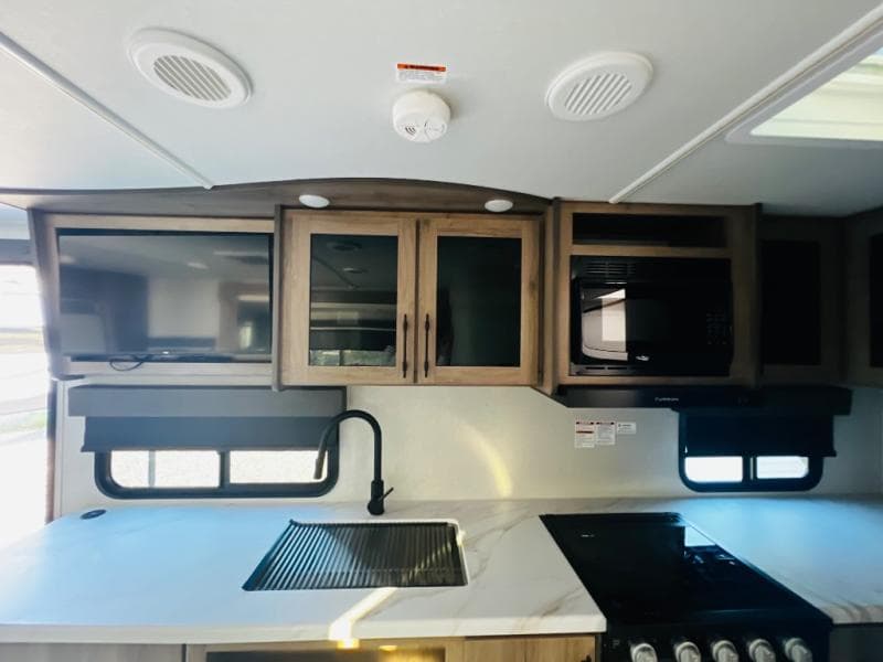 2024 Grand Design 2024 Grand Design Imagine XLS - thumbnail 20