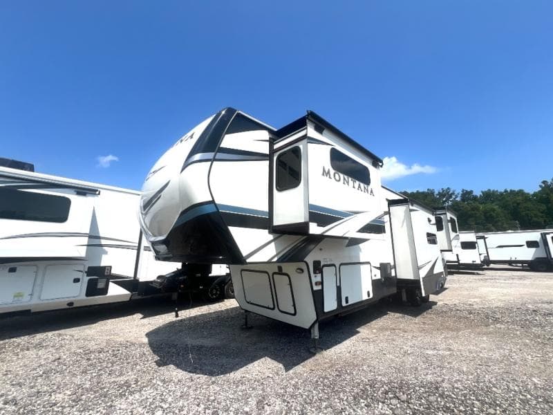 2021 Keystone 2021 Keystone Montana - thumbnail 7