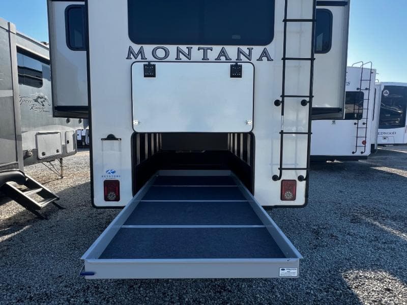 2021 Keystone 2021 Keystone Montana - thumbnail 10