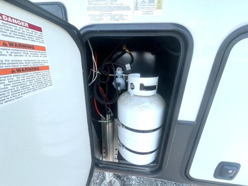 2021 Keystone 2021 Keystone Montana - thumbnail 13