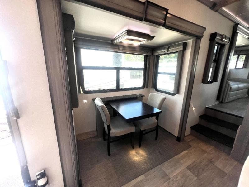 2021 Keystone 2021 Keystone Montana - thumbnail 23