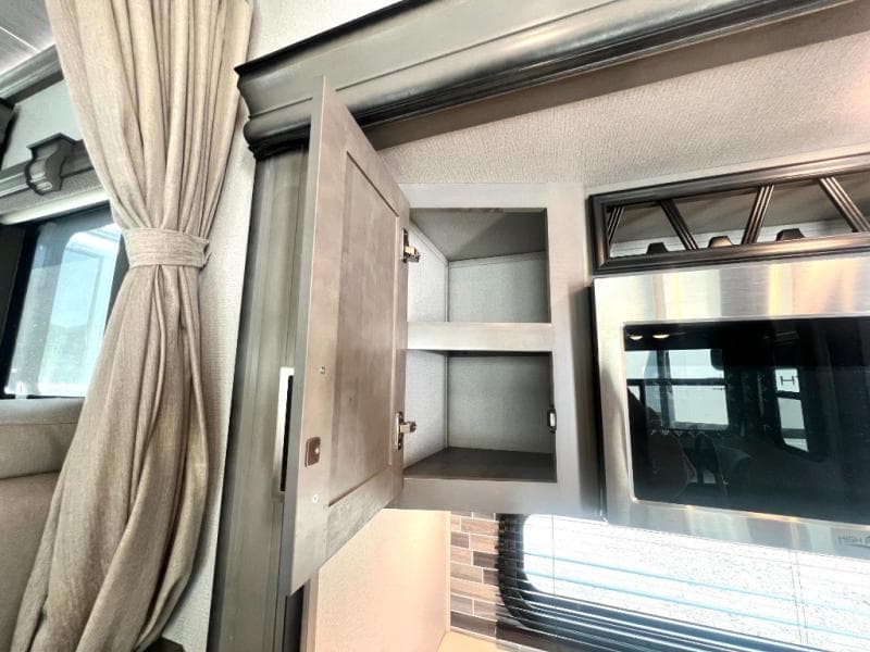 2021 Keystone 2021 Keystone Montana - thumbnail 26