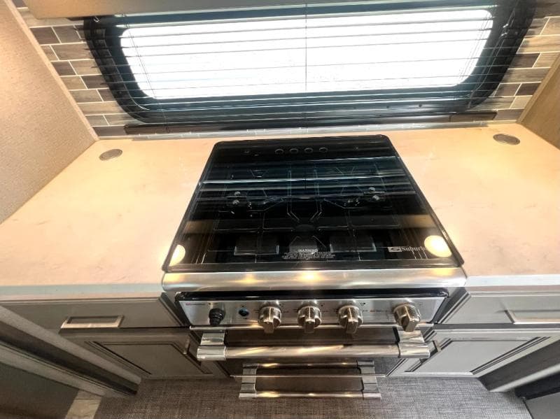 2021 Keystone 2021 Keystone Montana - thumbnail 28