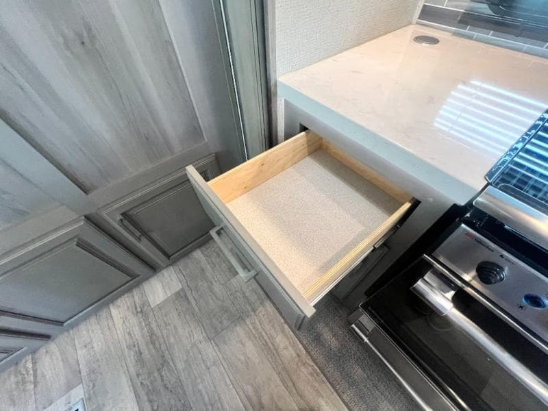 2021 Keystone 2021 Keystone Montana - thumbnail 29