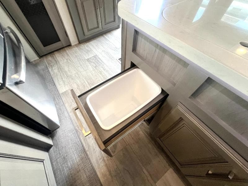 2021 Keystone 2021 Keystone Montana - thumbnail 34