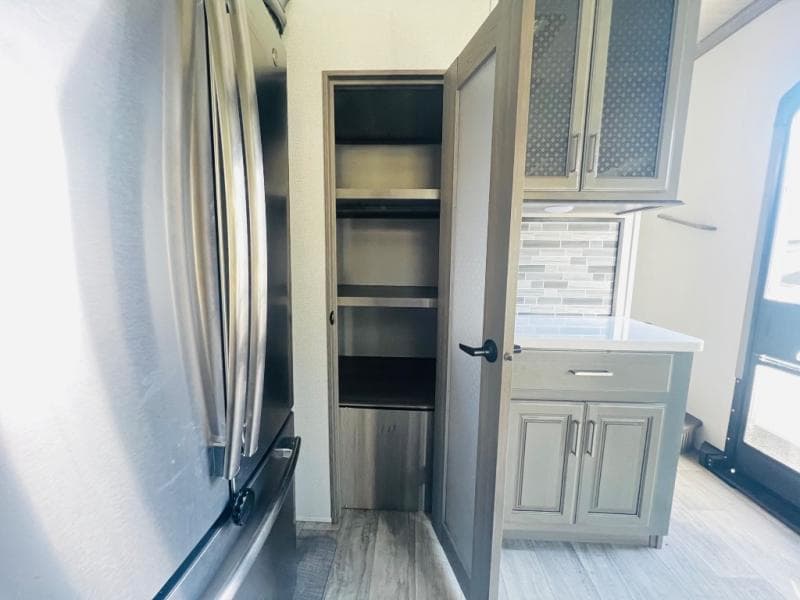 2021 Keystone 2021 Keystone Montana - thumbnail 37